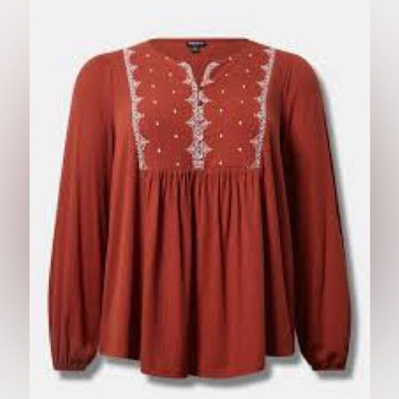 TORRID Textured Jersey V-Neck Embroidered Yoke Long Sleeve Top - Picture 5 of 10